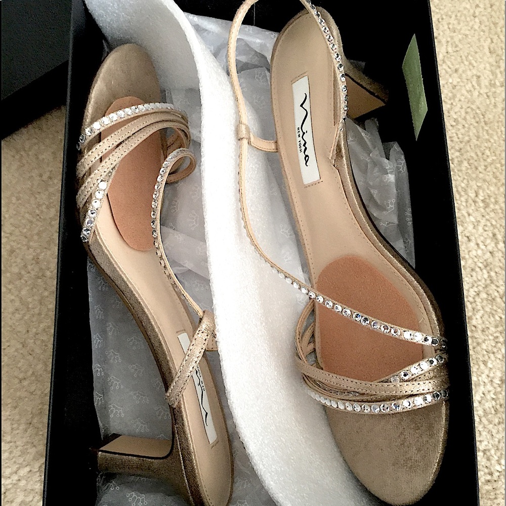 Taupe/champagne-gold low dress heels sz 10W. Worn only once! Great condition!